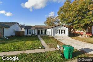 3744 Red Cedar Ln, Harvey, LA 70058