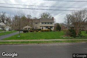 433 Paul Dr, Moorestown, NJ 08057