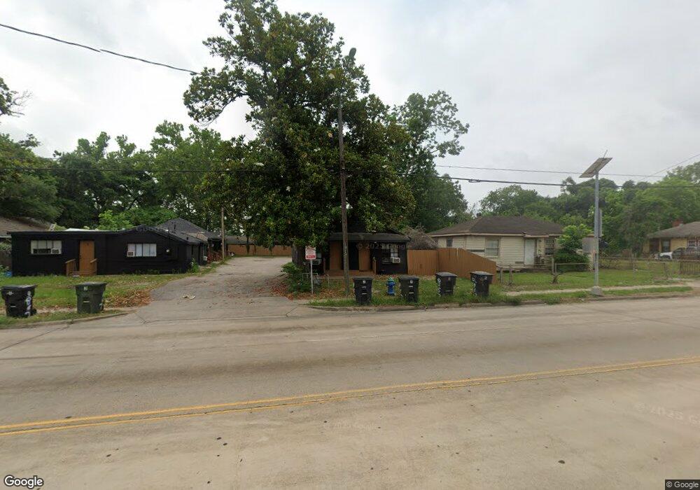 867 W Little York Rd, Houston, TX 77091 - photo 1
