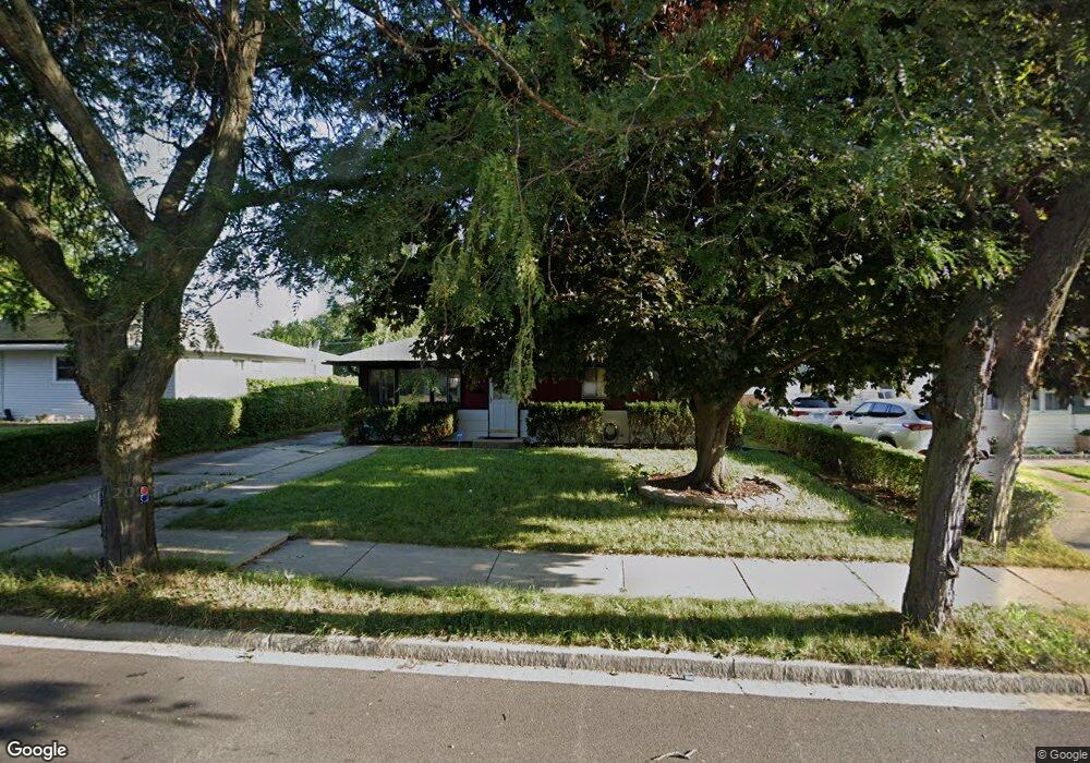 2014 W Glen Flora Ave, Waukegan, IL 60085 - photo 1