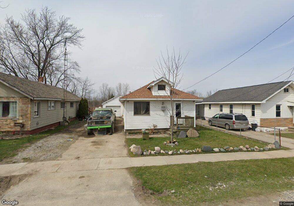 3270 Augusta St, Flint, MI 48532 - photo 1