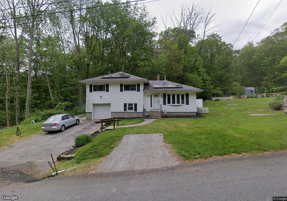 14 Farnum Rd, Chepachet, RI 02814 - photo 1