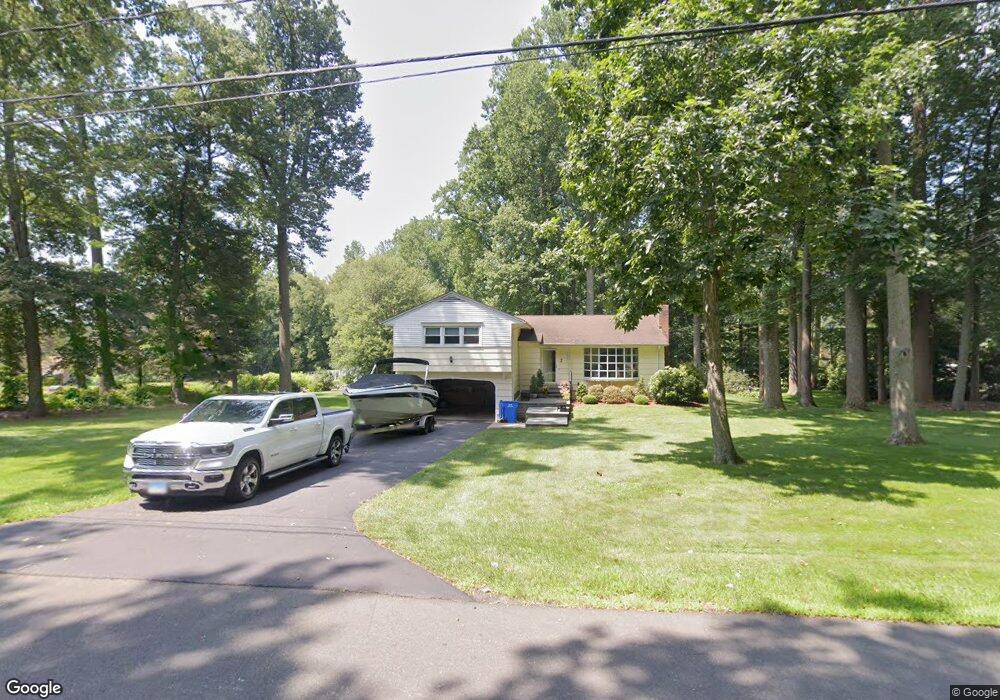 7 Walnut St, Monroe, CT 06468 - photo 1