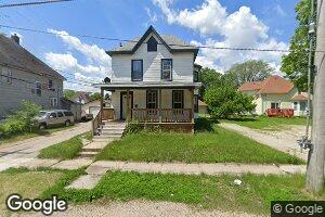 317 Mobile St, Waterloo, IA 50703