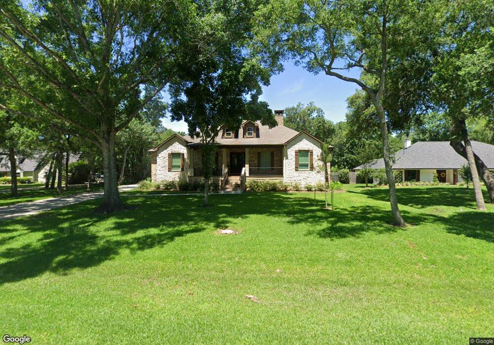 2012 Pine Dr, Friendswood, TX 77546 - photo 1