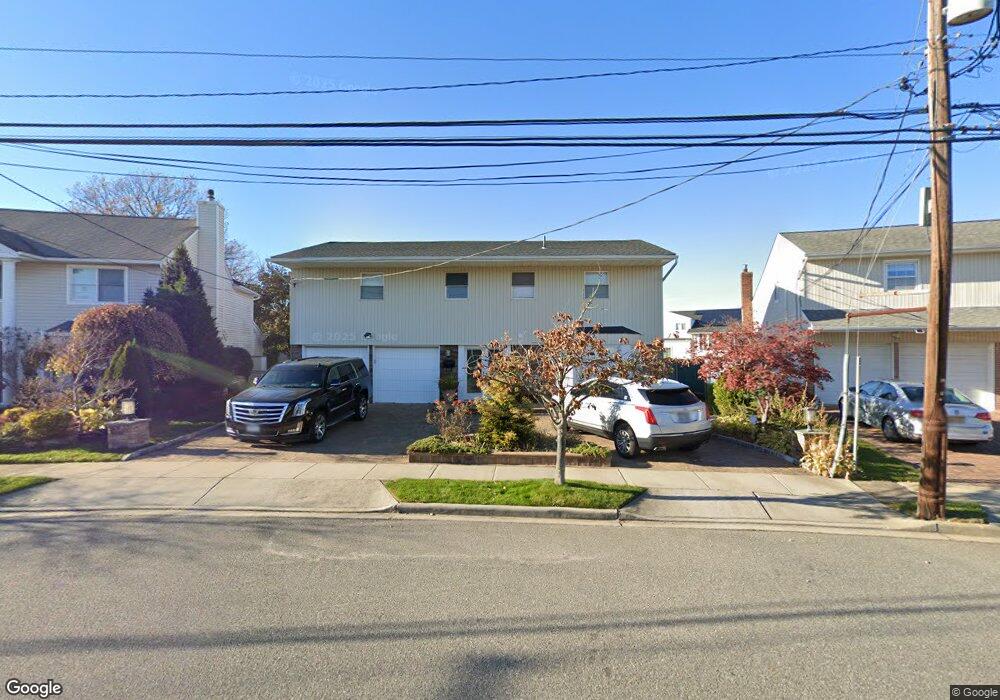 3890 Sally Ln, Oceanside, NY 11572 - photo 1