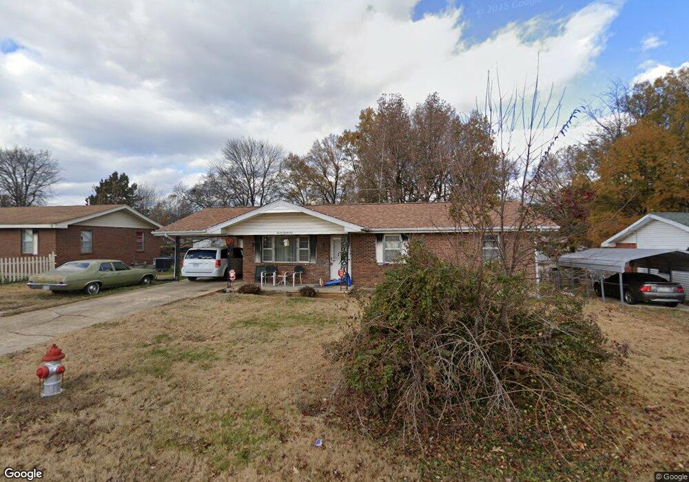 2025 Hillsdale Dr, Poplar Bluff, MO 63901 - photo 1