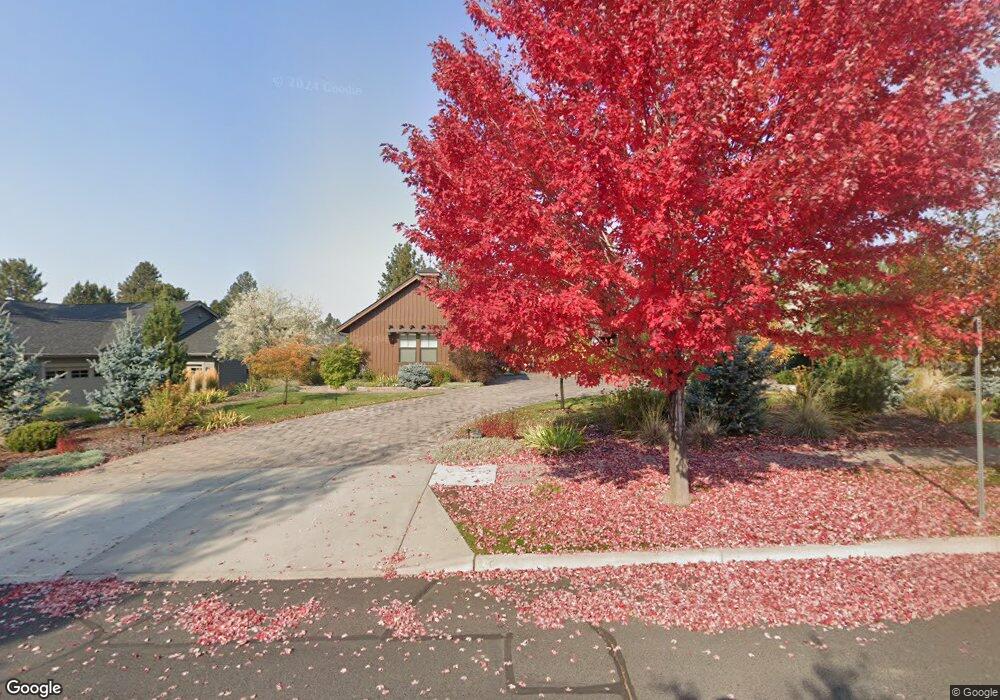 21072 Avery Ln, Bend, OR 97701 - photo 1