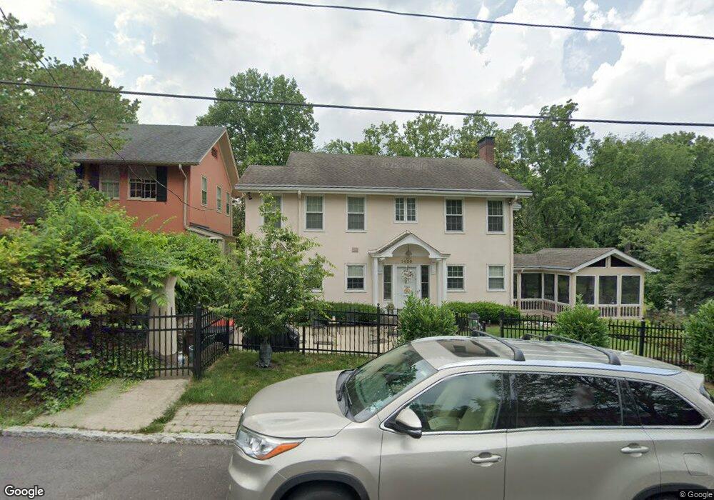 1426 Rosewood Ave, Louisville, KY 40204 - photo 1