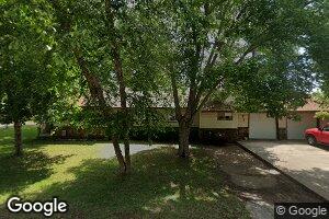 602 S McLish Ave, Tishomingo, OK 73460