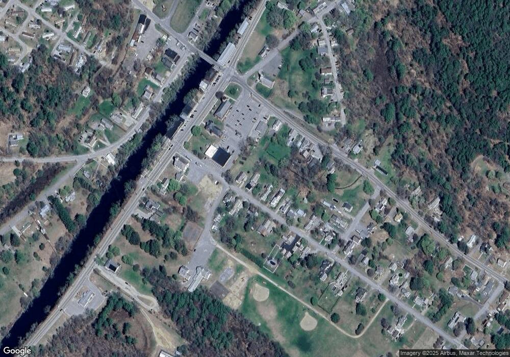 18 Parker St, Winchester, NH 03470 - photo 1