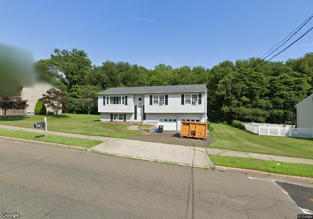 170 Shingle Hill Rd, West Haven, CT 06516 - photo 1