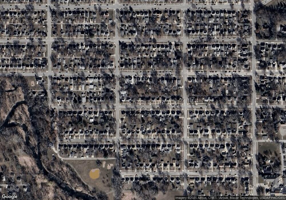 802 12th Ave SW, Austin, MN 55912 - photo 1