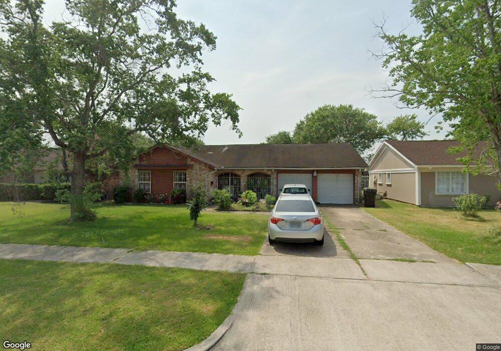 10618 Kirkdale Dr, Houston, TX 77089 - photo 1