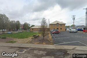 20 E 9th St, Dresden, OH 43821