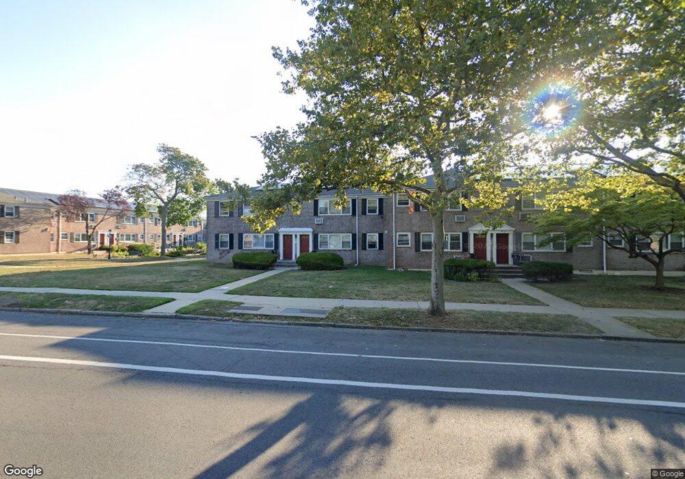 69-03 150th St, Flushing, NY 11367 - photo 1