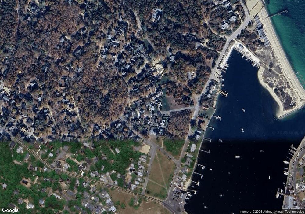 17 Plymouth Ave, Oak Bluffs, MA 02557 - photo 1