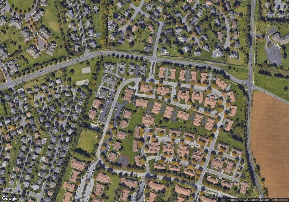 5812 Burning Tree Ln, Macungie, PA 18062 - photo 1