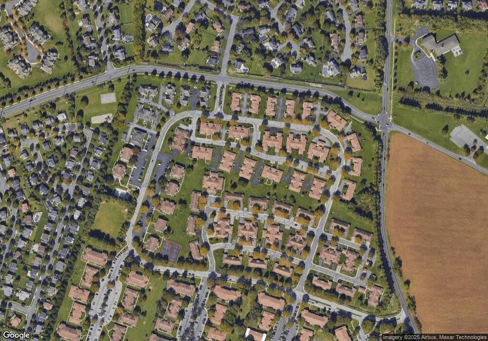 5802 Burning Tree Ln, Macungie, PA 18062 - photo 1