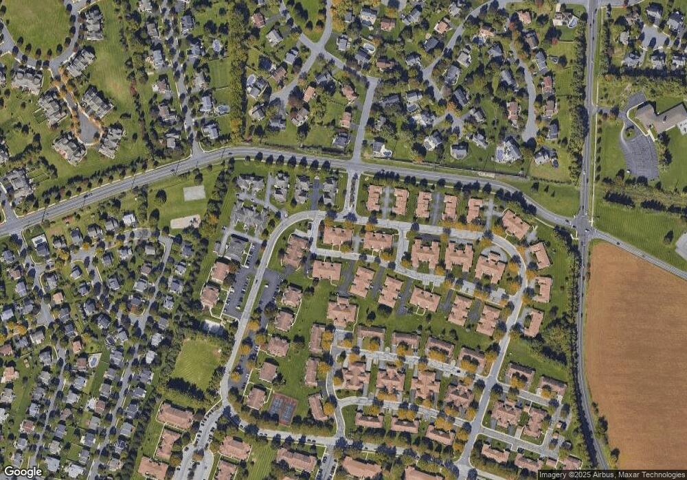 5777 Burning Tree Ln, Macungie, PA 18062 - photo 1