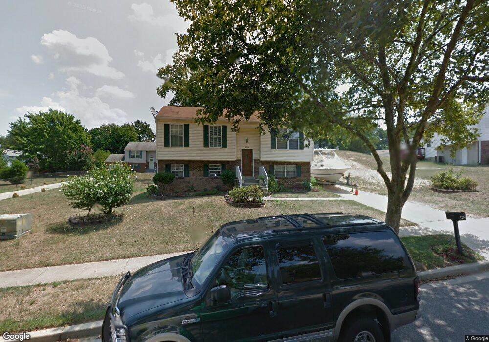 4706 Hidden Pine Ln, Temple Hills, MD 20748 - photo 1