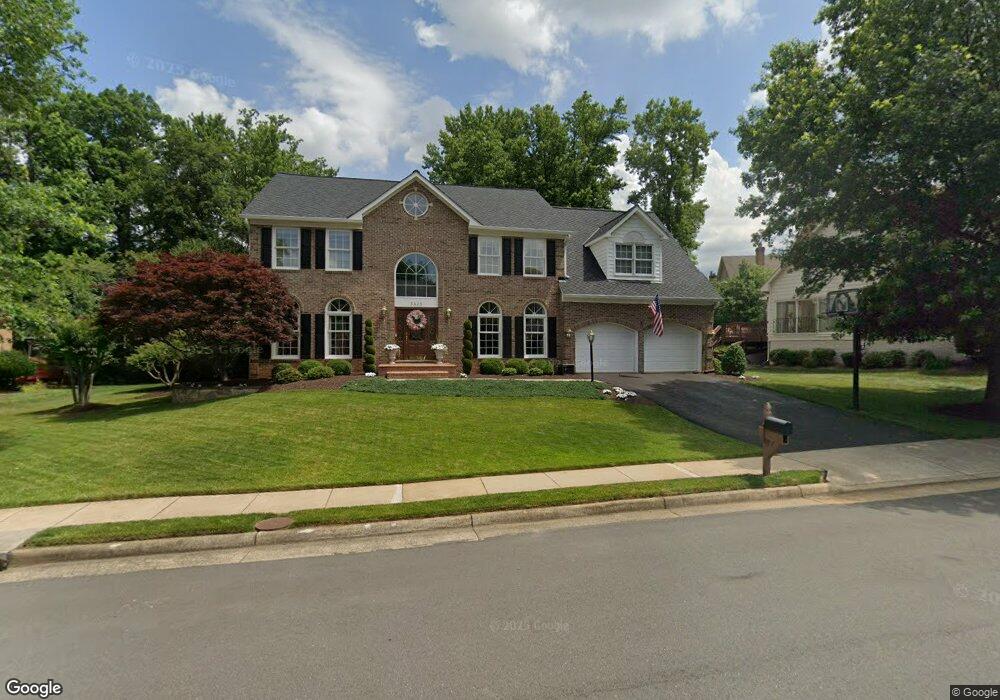 5425 Ashleigh Rd, Fairfax, VA 22030 - photo 1