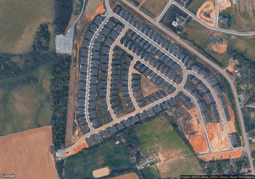 4610 Dunbar St, Harrisonburg, VA 22801 - photo 1