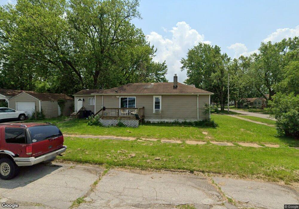 3211 Brown St, Flint, MI 48503 - photo 1