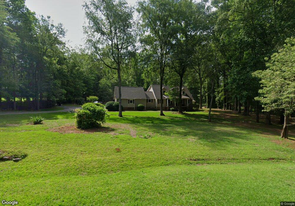 205 Hilltop Cir, Macon, GA 31210 - photo 1