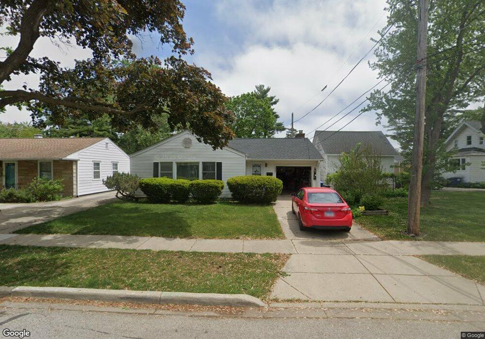 669 S 6th Ave, Des Plaines, IL 60016 - photo 1