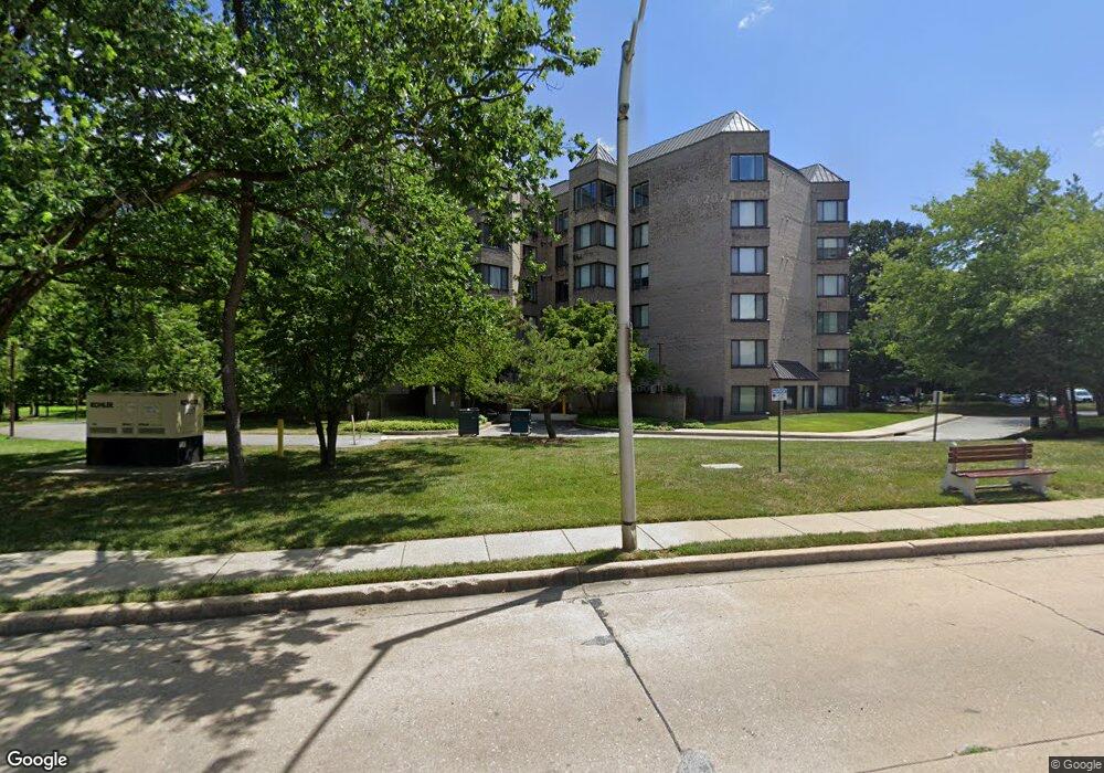 3031 Fallstaff Rd unit 303C, Baltimore, MD 21209 - photo 1