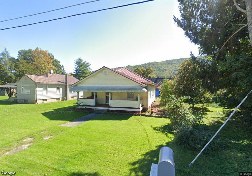 2303 Benson St, Clifton Forge, VA 24422 - photo 1