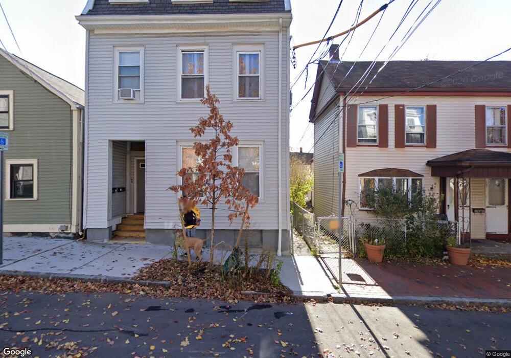 126 1/2 Thorndike St unit 1, Cambridge, MA 02141 - photo 1