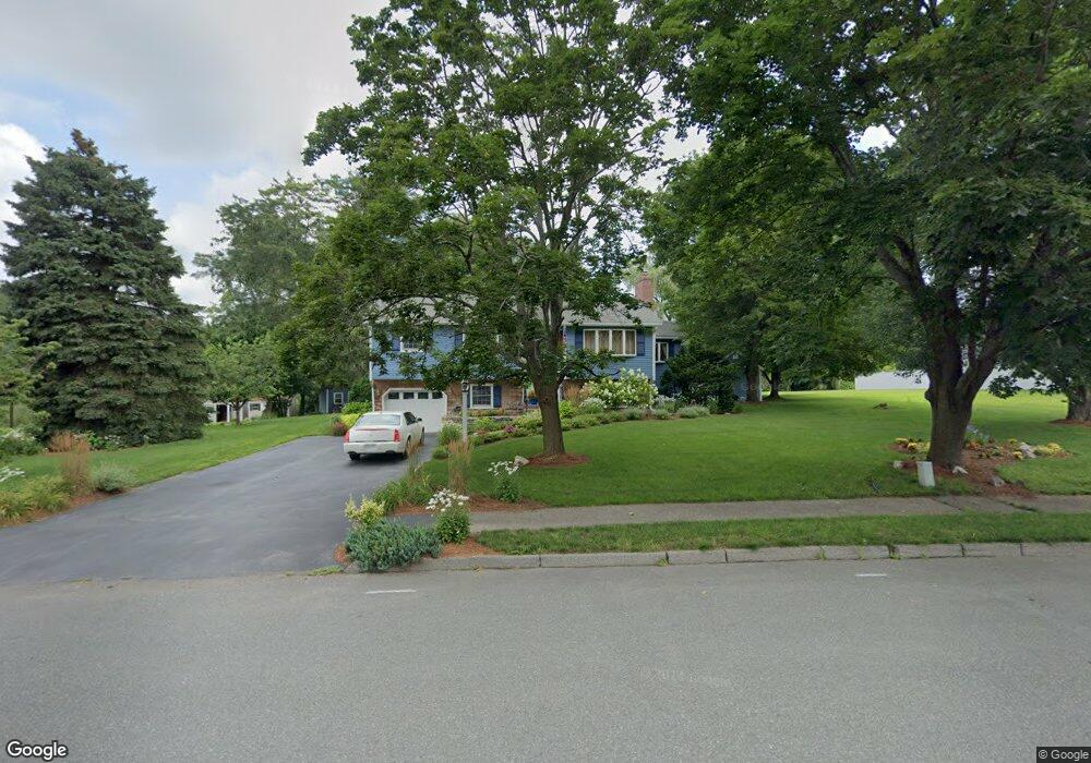 22 Freeport Dr, Wilmington, MA 01887 - photo 1