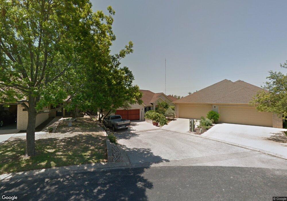 455 Summit Cir unit 18, Fredericksburg, TX 78624 - photo 1