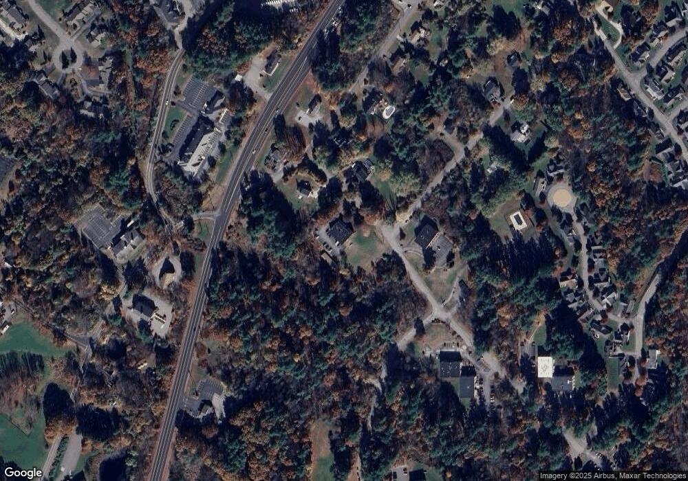 15A Constitution Dr unit A15, Londonderry, NH 03053 - photo 1