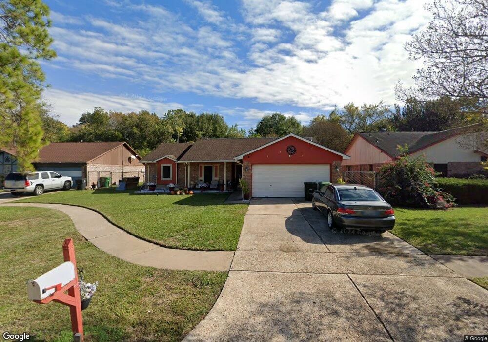 7754 Ashmole Ln, Houston, TX 77088 - photo 1
