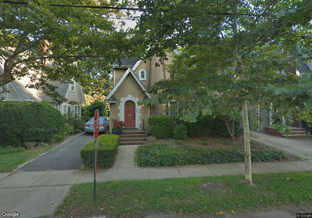 66 Superior Rd, Floral Park, NY 11001 - photo 1