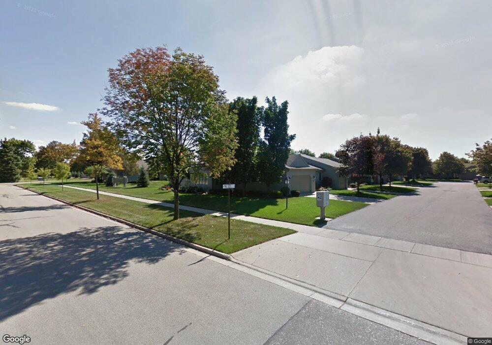 69 Pine Grove Dr, Frankenmuth, MI 48734 - photo 1