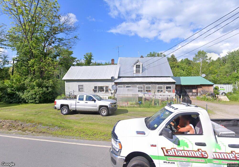 1138 Maple St, Bethlehem, NH 03574 - photo 1