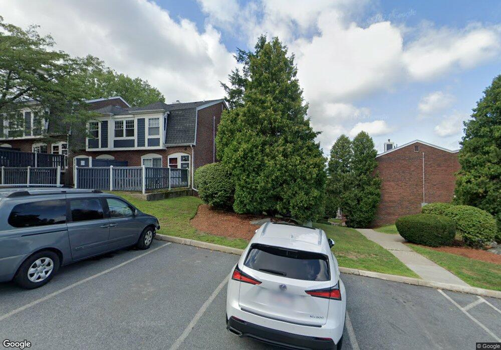 976 Lexington St unit A3, Waltham, MA 02451 - photo 1