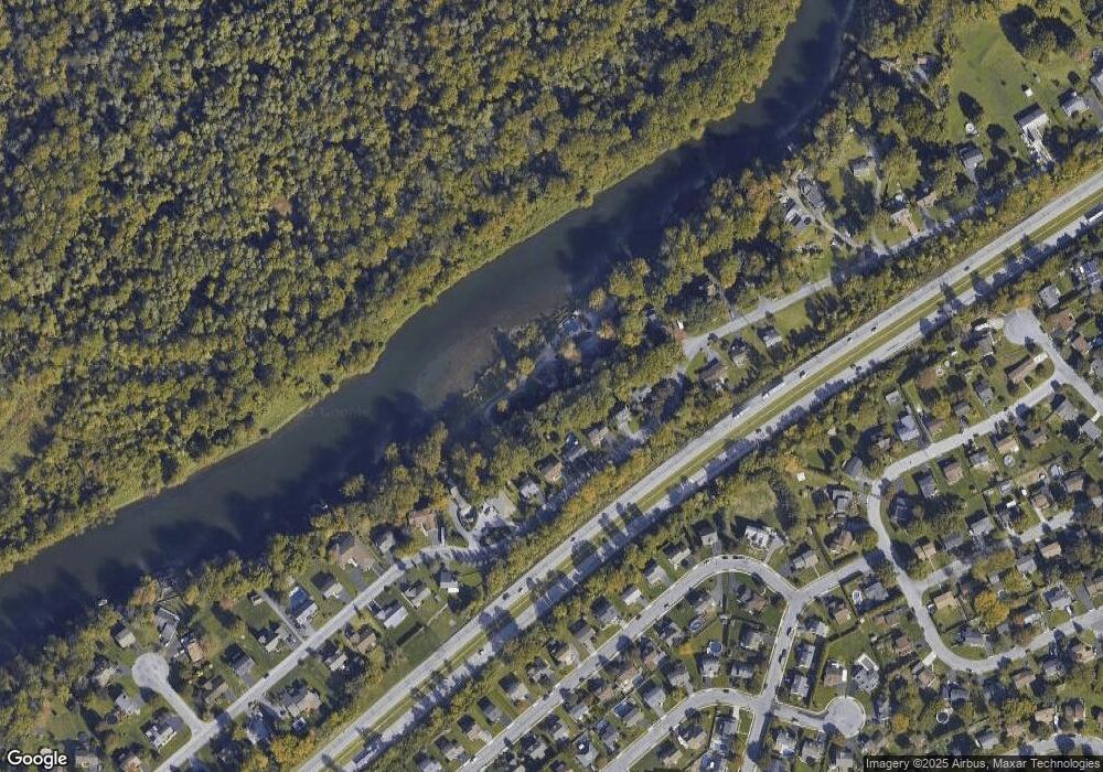 973 Pine Heights Rd, Reading, PA 19605 - photo 1