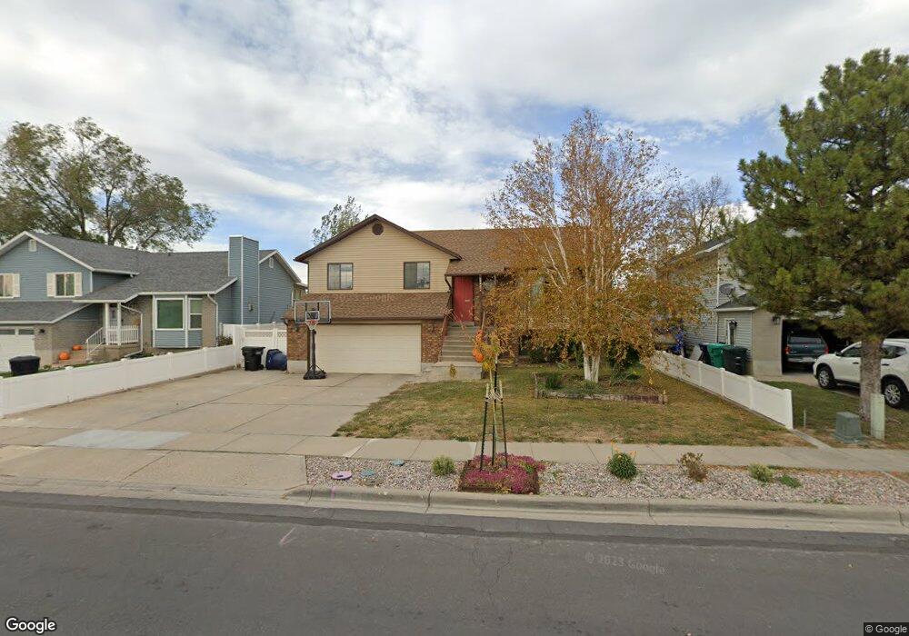 1402 W 1900 S, Woods Cross, UT 84087 - photo 1