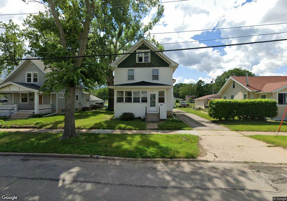 1722 Ellis Blvd NW, Cedar Rapids, IA 52405 - photo 1