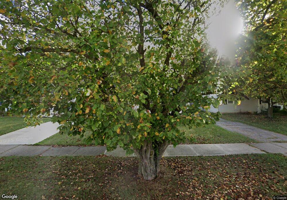 233 Erieview Blvd, Sheffield Lake, OH 44054 - photo 1