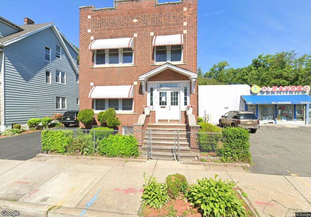 233 Sanford St, East Orange, NJ 07018 - photo 1