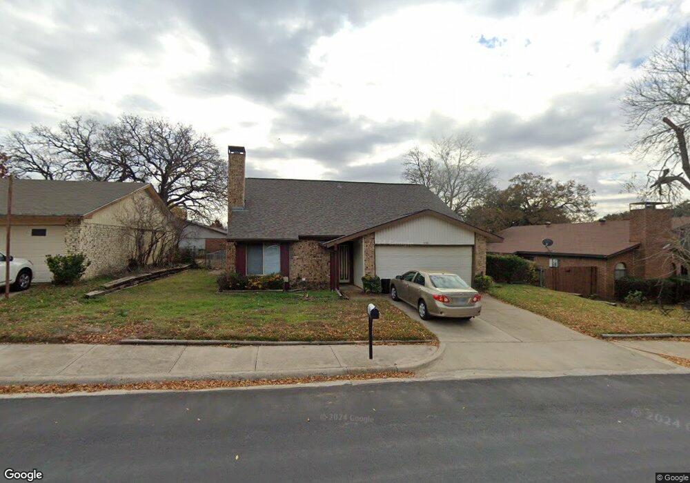 2169 Loma Alta Dr, Bedford, TX 76021 - photo 1