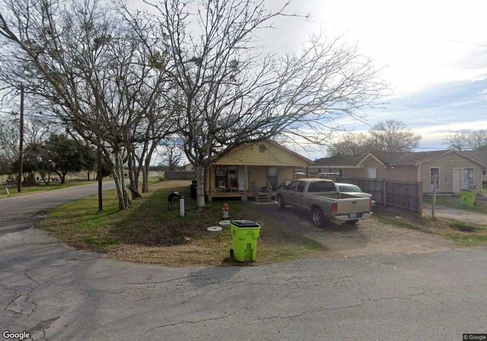 201 7th St, Rosenberg, TX 77471 - photo 1