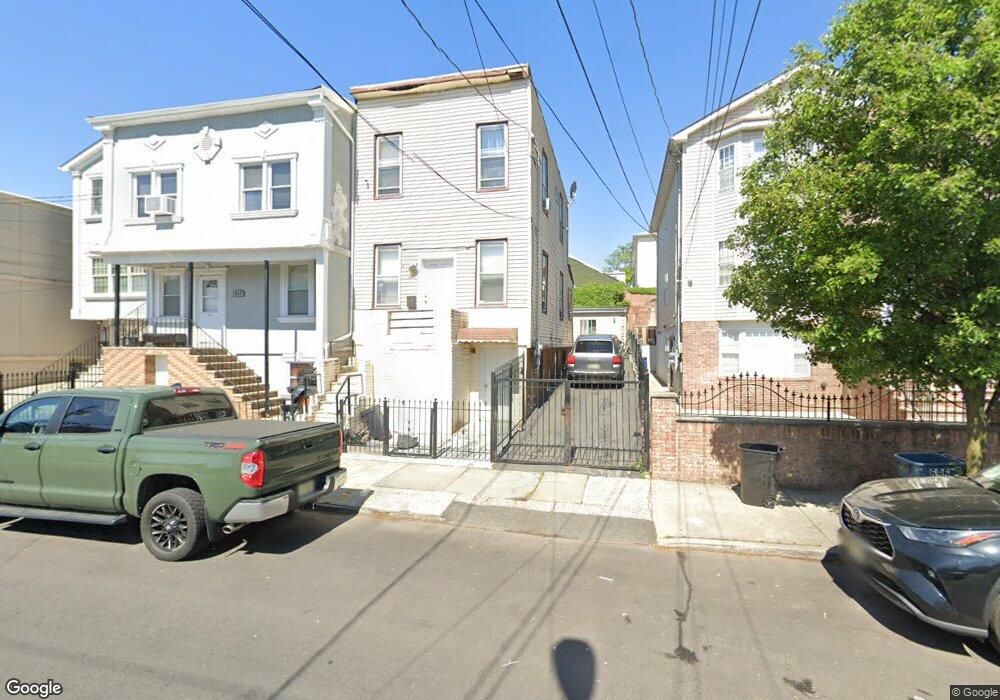 694 N 5th St, Newark, NJ 07107 - photo 1