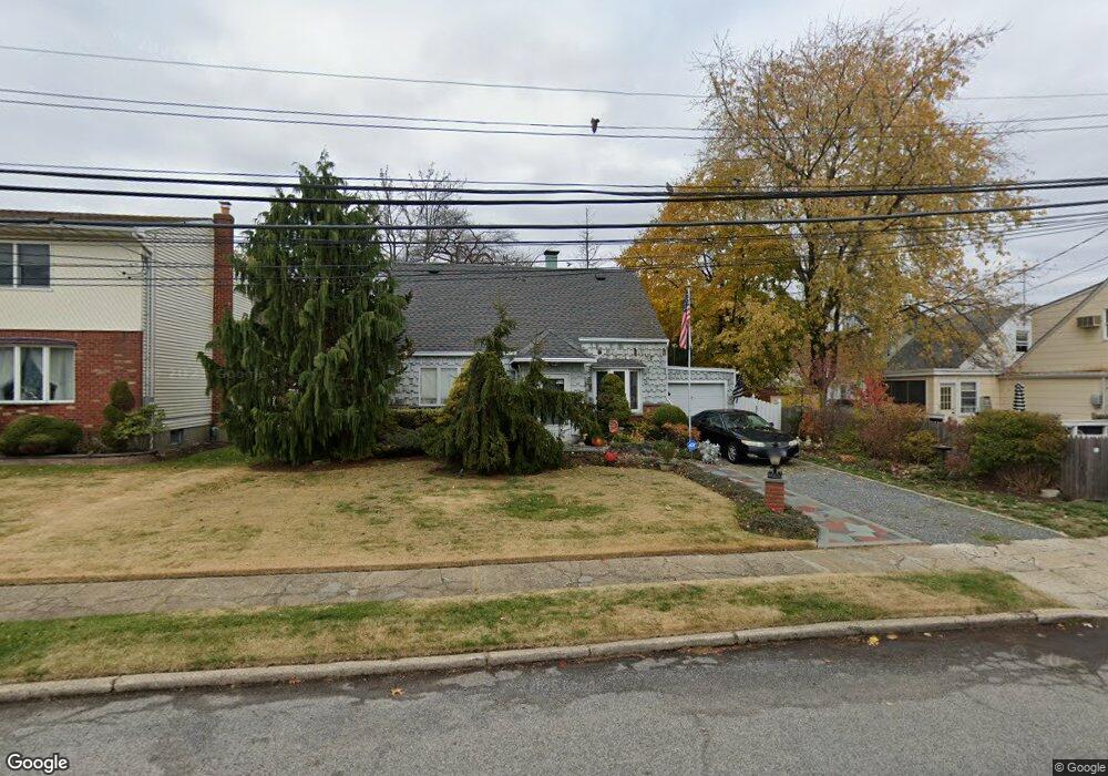 45 Dawson Dr, Valley Stream, NY 11581 - photo 1